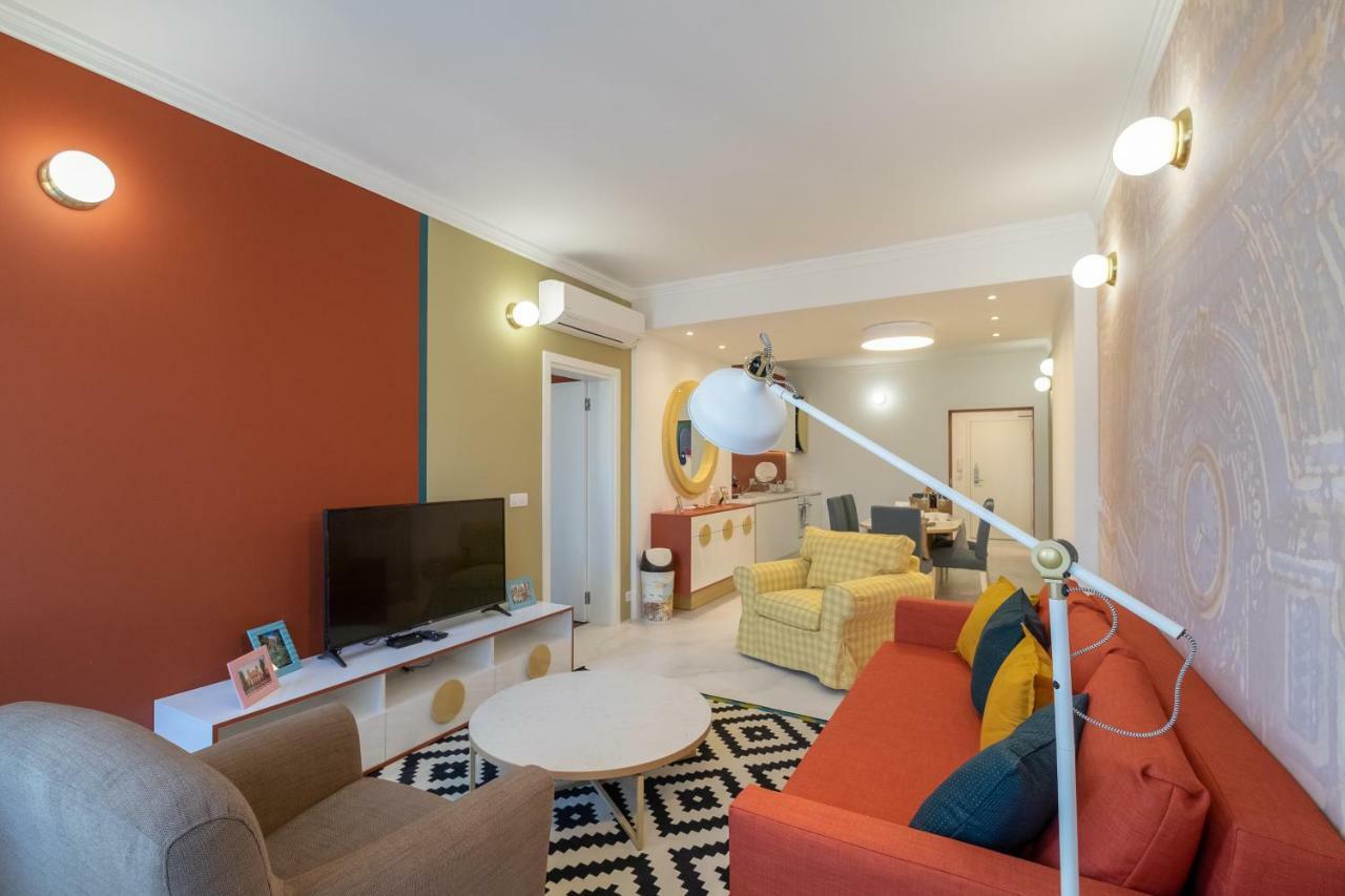 Vitosha Blvd 3-Bedroom, 2-Bathroom Lux Suite Sofia Esterno foto
