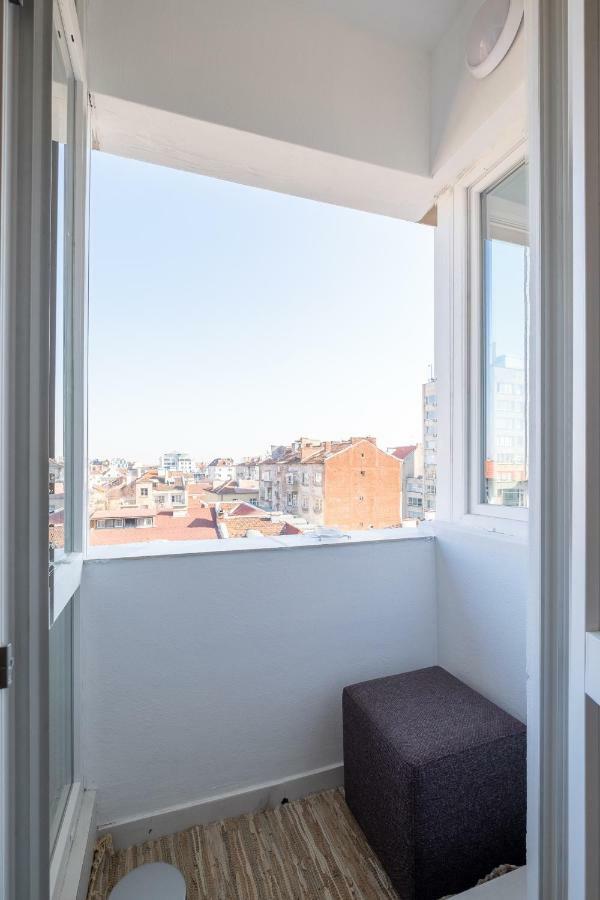 Vitosha Blvd 3-Bedroom, 2-Bathroom Lux Suite Sofia Esterno foto