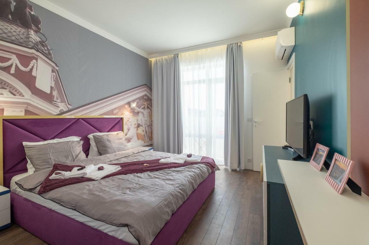 Vitosha Blvd 3-Bedroom, 2-Bathroom Lux Suite Sofia Esterno foto