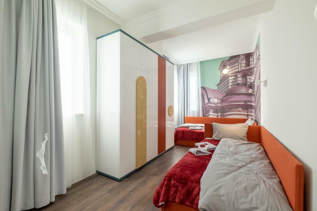 Vitosha Blvd 3-Bedroom, 2-Bathroom Lux Suite Sofia Esterno foto