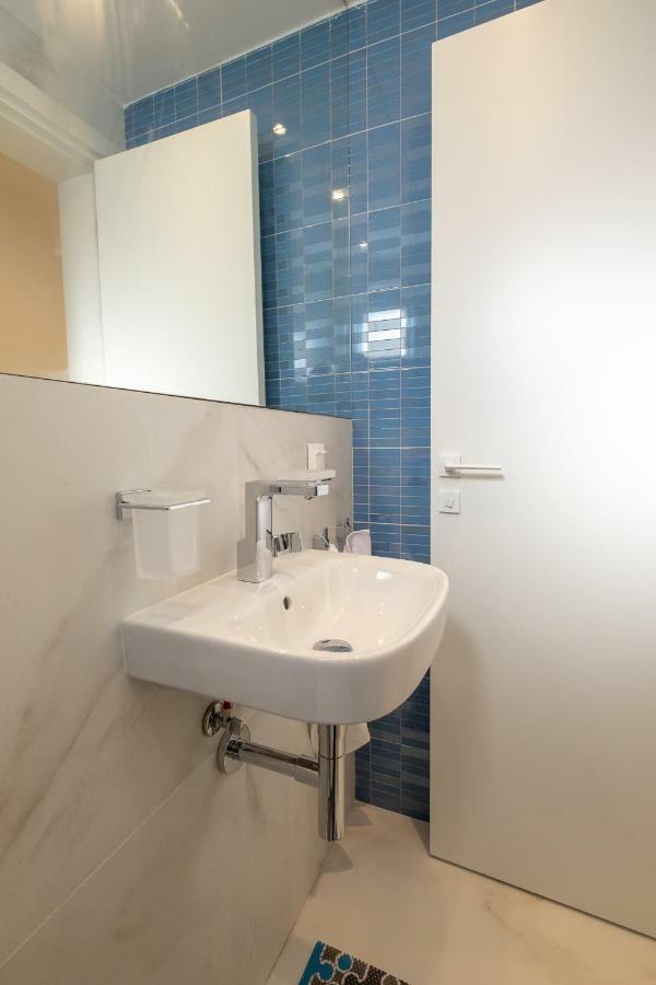 Vitosha Blvd 3-Bedroom, 2-Bathroom Lux Suite Sofia Esterno foto