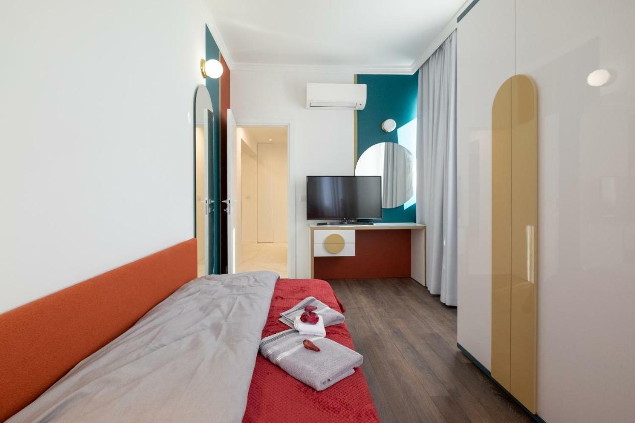 Vitosha Blvd 3-Bedroom, 2-Bathroom Lux Suite Sofia Esterno foto