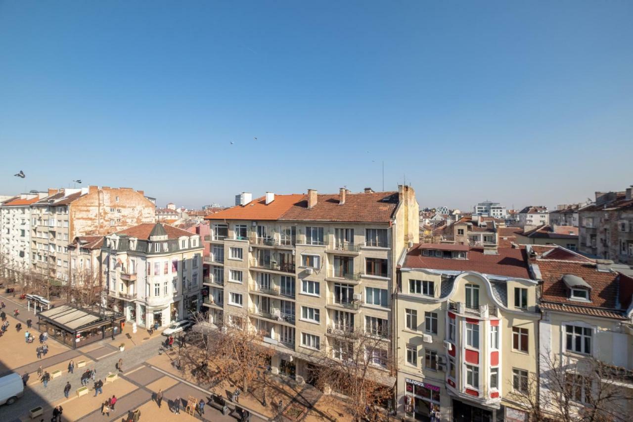 Vitosha Blvd 3-Bedroom, 2-Bathroom Lux Suite Sofia Esterno foto